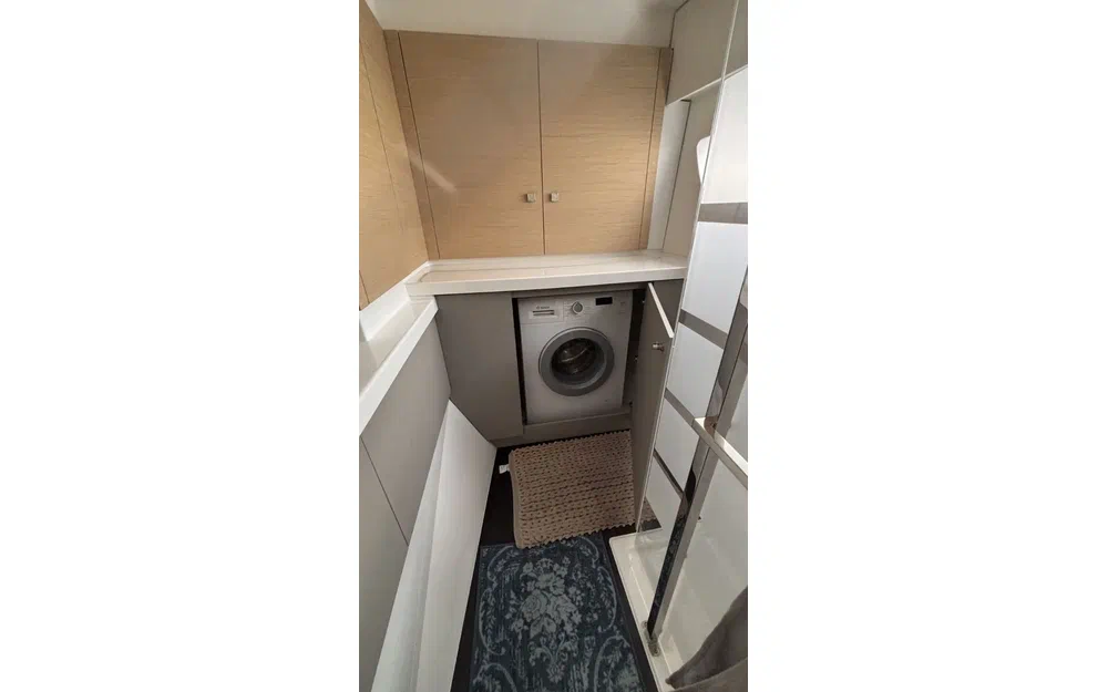 slider 19 Fountaine Pajot Astrea 42