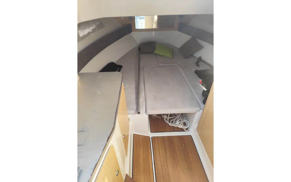 slider 8 Pacific Craft 750 SC