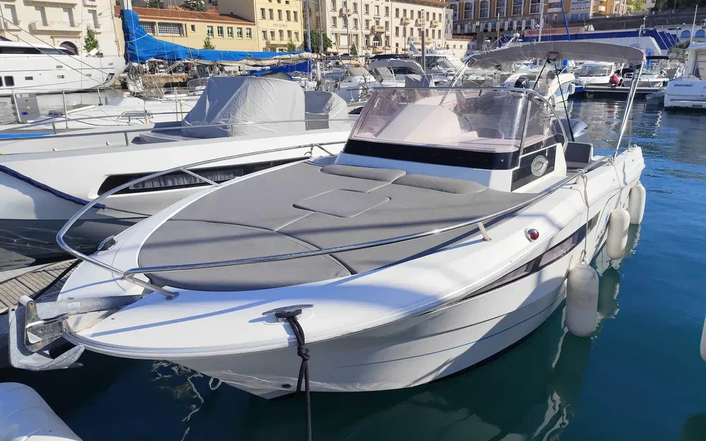 slider 0 Pacific Craft 750 SC