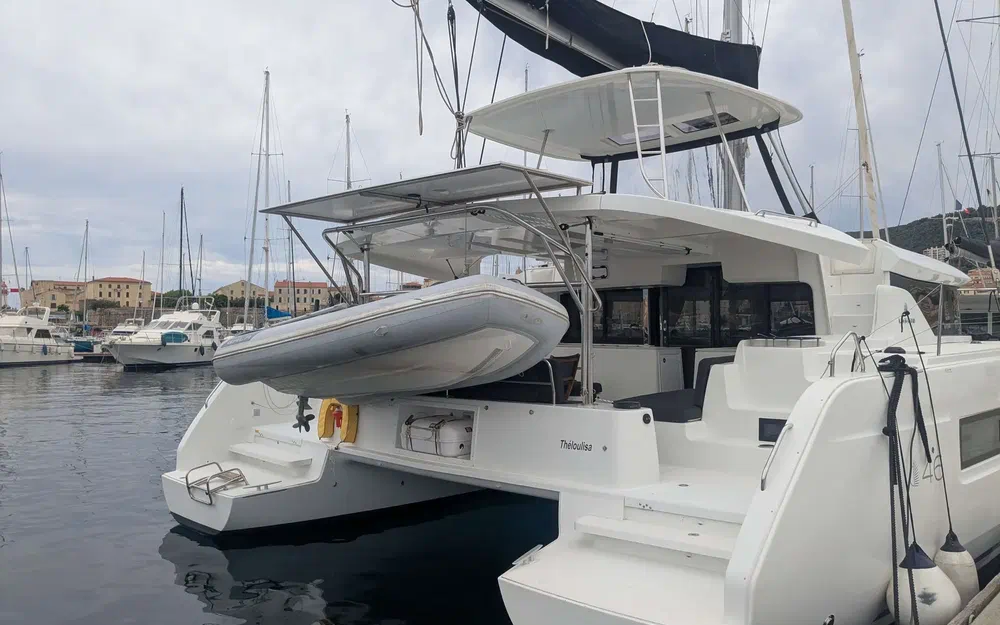 slider 2 Lagoon 46