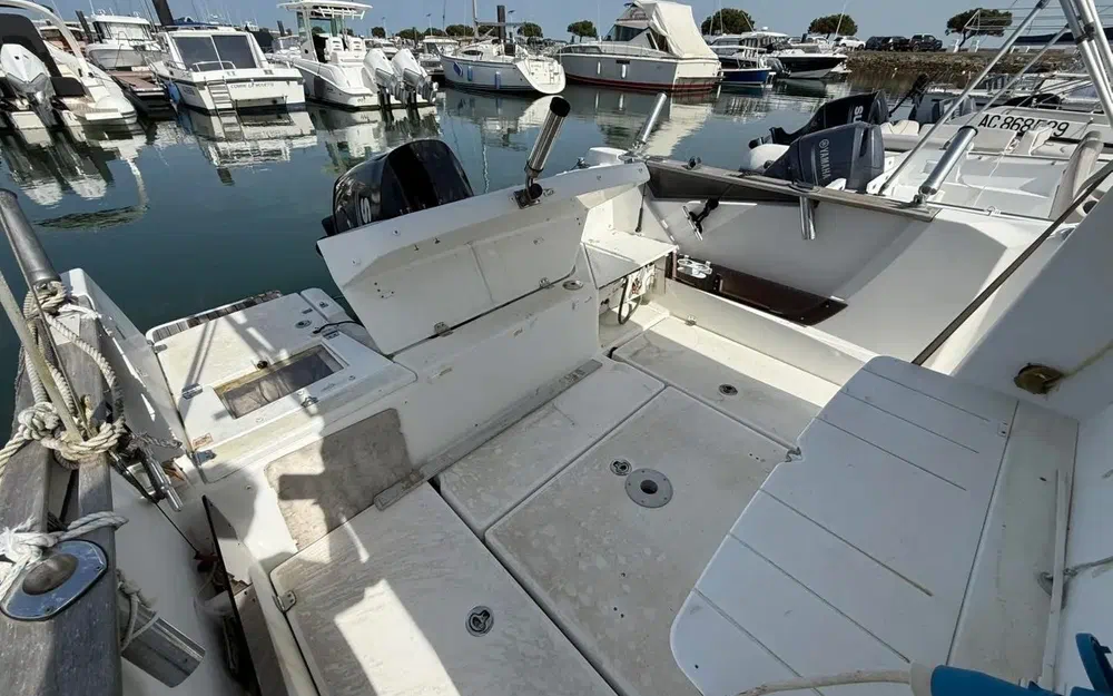 slider 9 Beneteau Barracuda 7