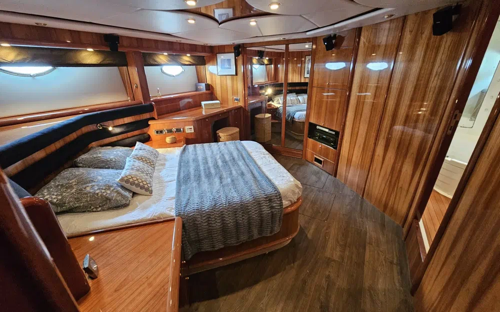 slider 14 Sunseeker Manhattan 74