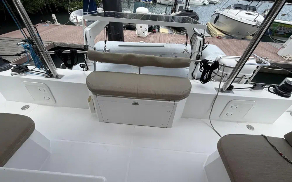 slider 20 Nautitech 40 Open