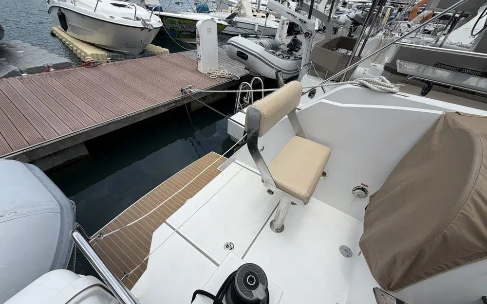 slider 6 Nautitech 40 Open