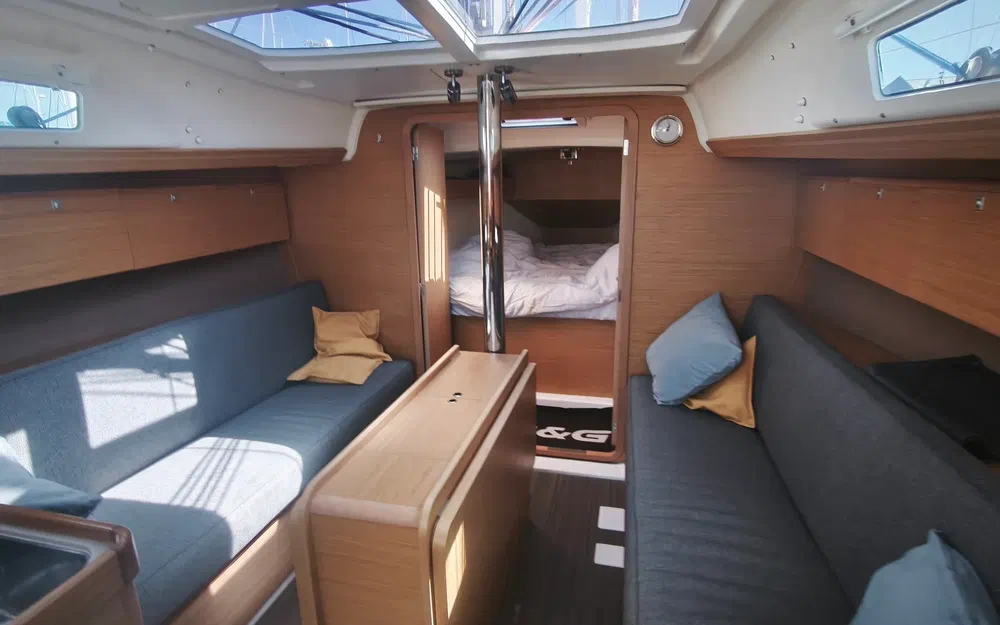 slider 28 Dufour 350 Grand Large