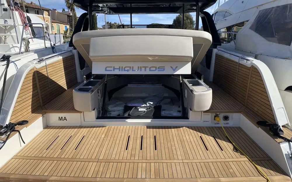 slider 17 Cranchi A46 Luxury Tender