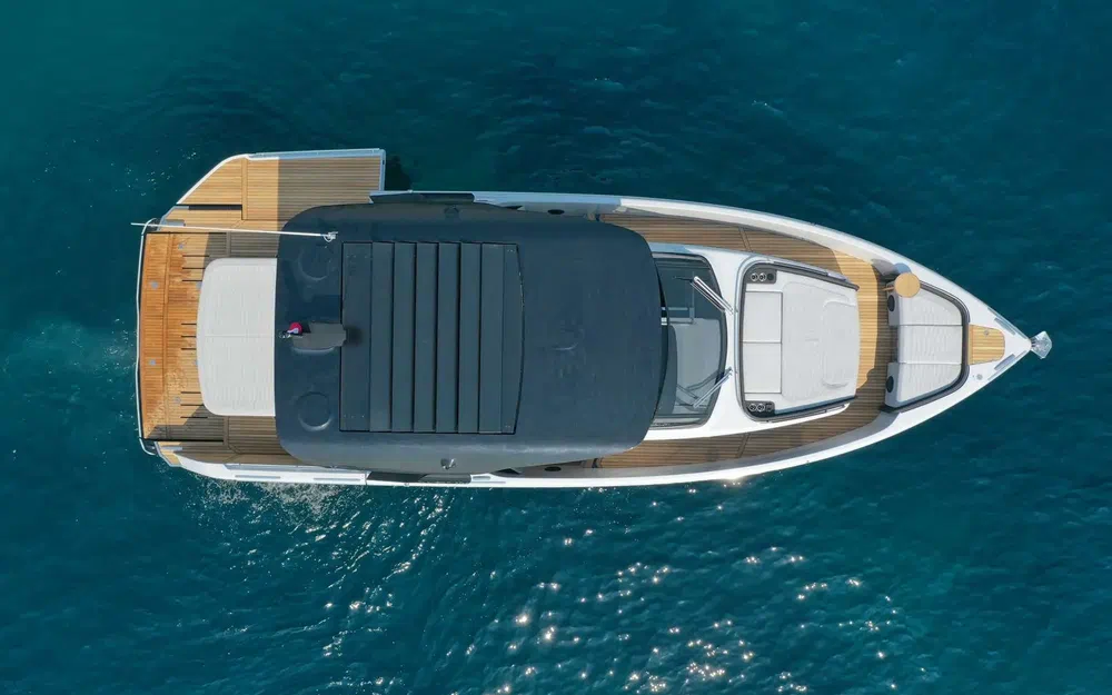 slider 18 Cranchi A46 Luxury Tender
