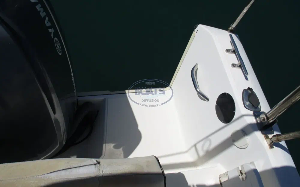 slider 12 White Shark 226