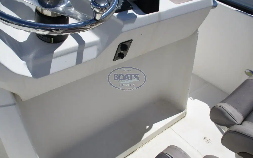 slider 14 White Shark 226