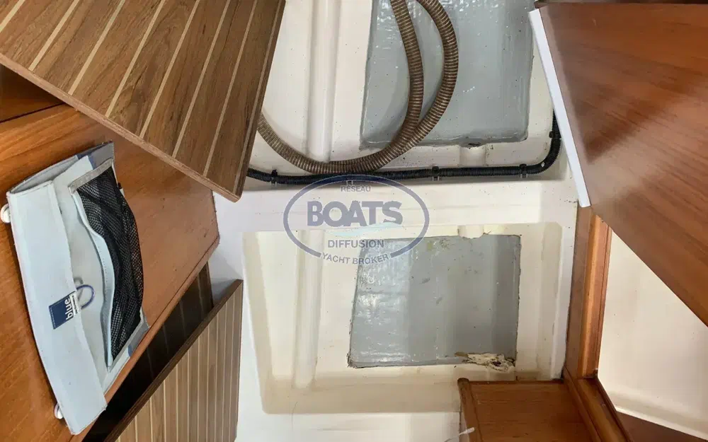 slider 12 Jeanneau Sun Odyssey 32
