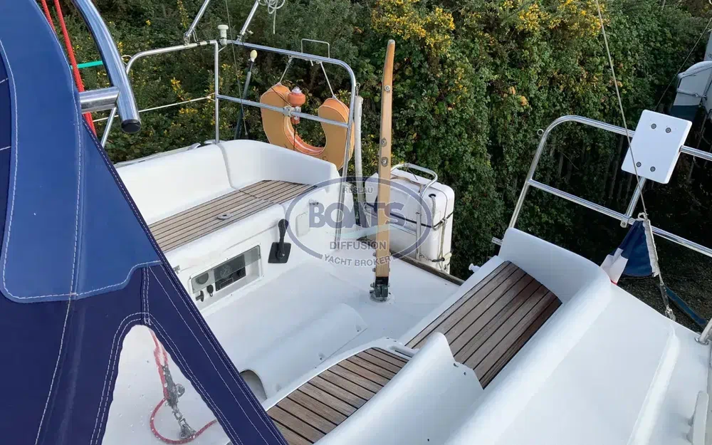 slider 8 Jeanneau Sun Odyssey 32