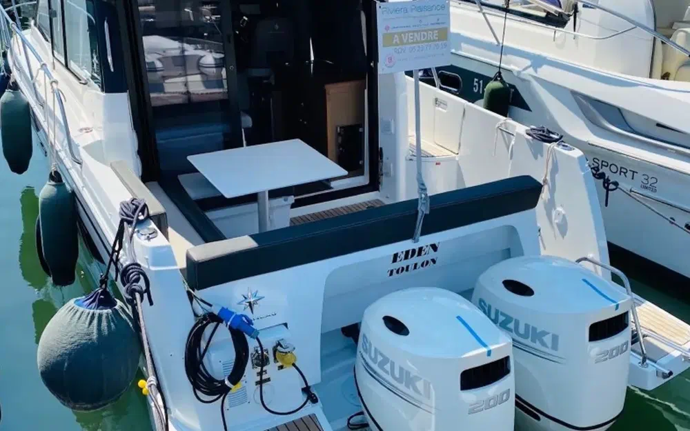 slider 3 Jeanneau Merry Fisher 895