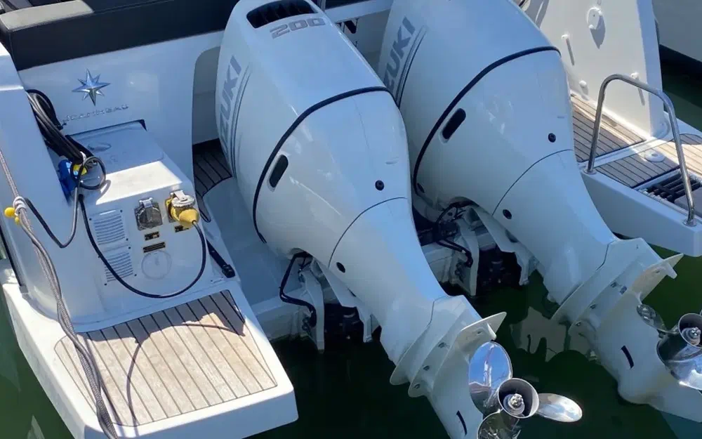 slider 4 Jeanneau Merry Fisher 895