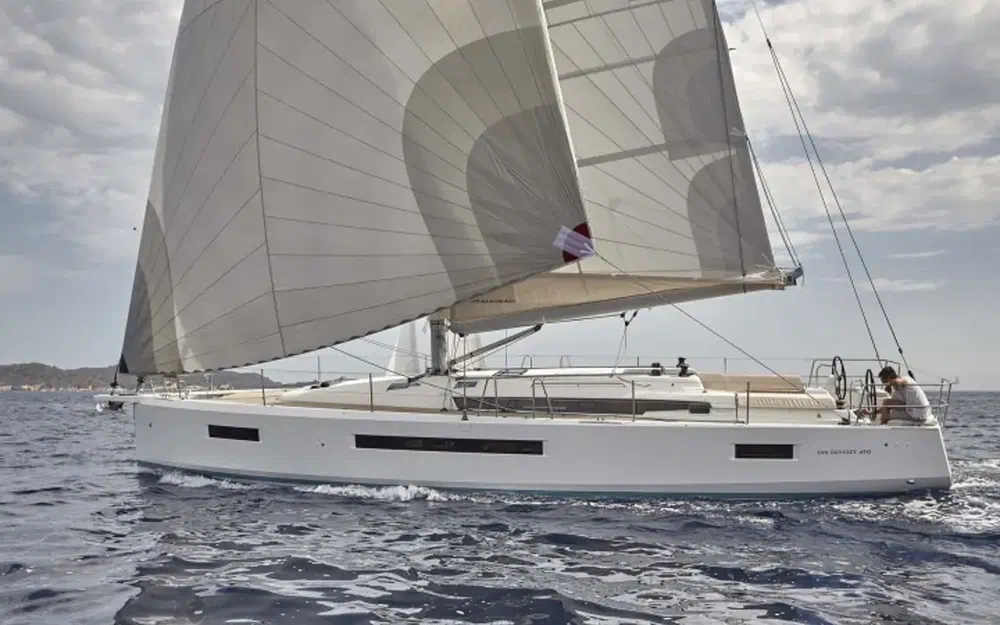 slider 3 Jeanneau Sun Odyssey 490