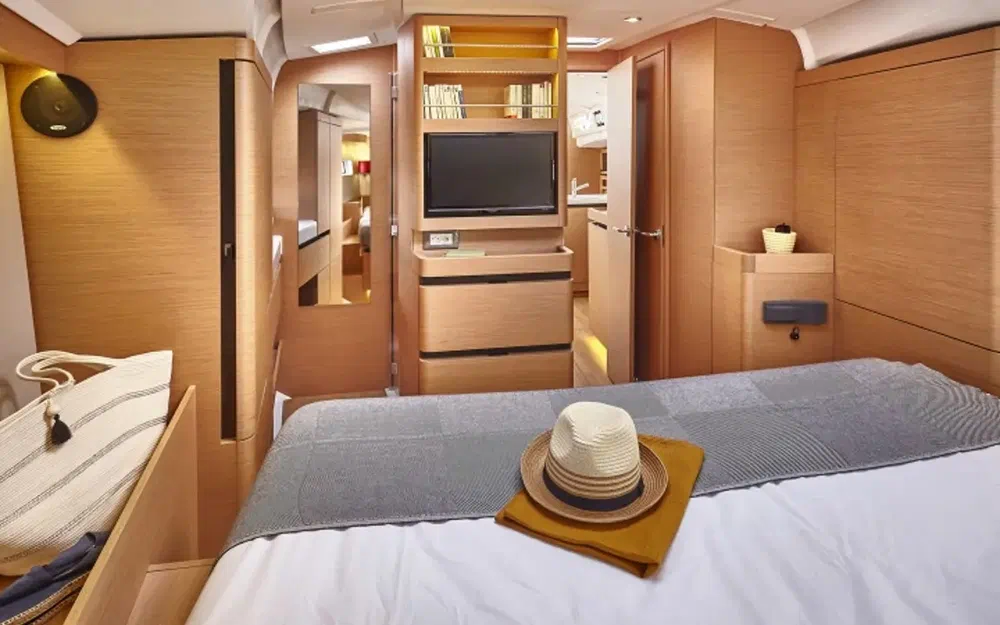 slider 7 Jeanneau Sun Odyssey 490