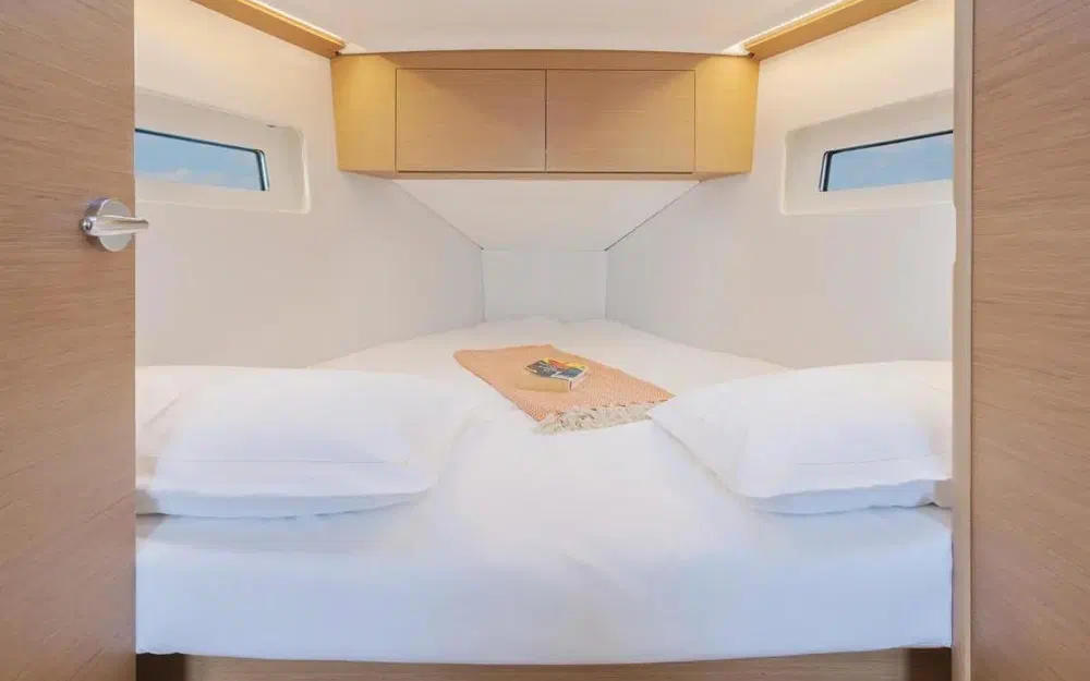 slider 9 Jeanneau sun odyssey 350