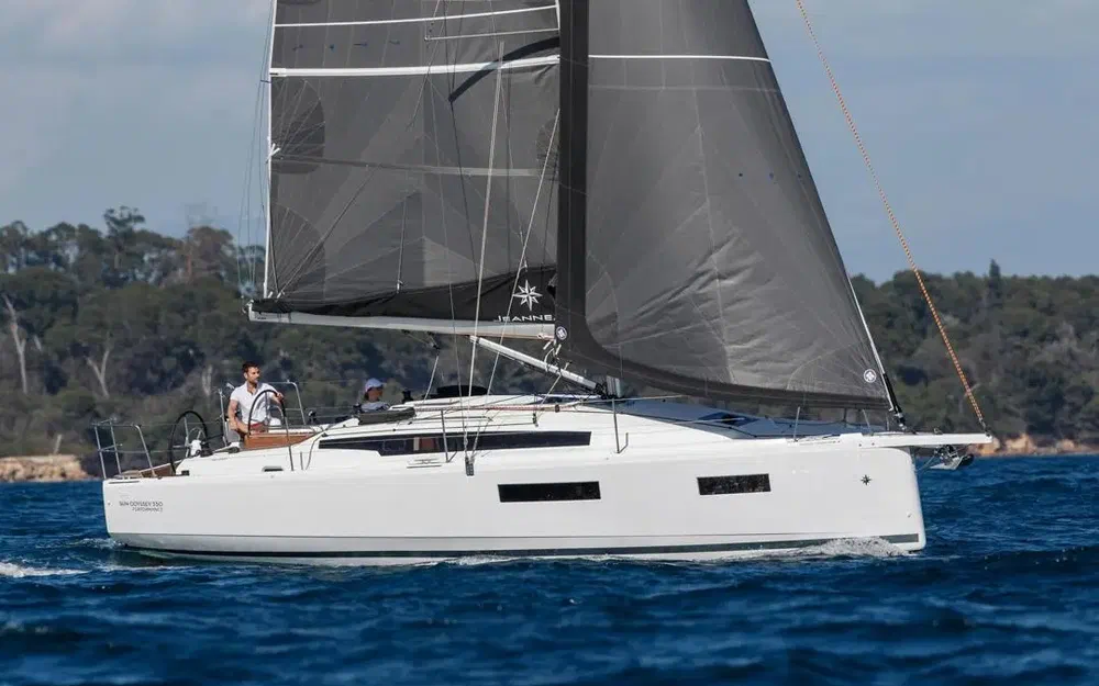 slider 3 Jeanneau sun odyssey 350