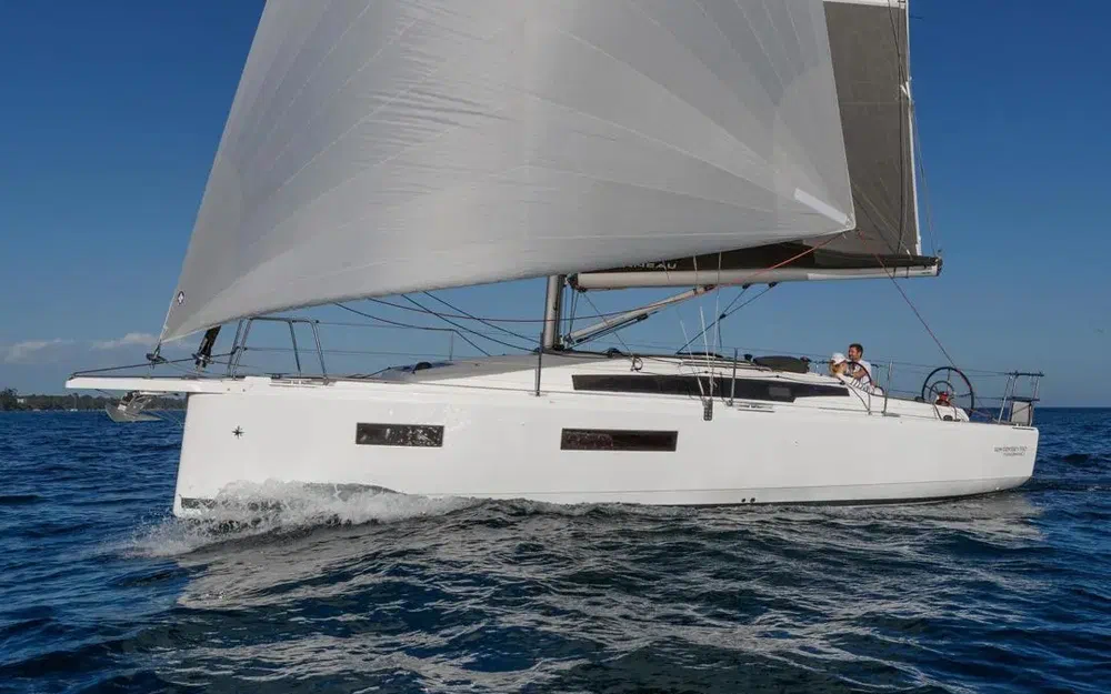 slider 4 Jeanneau sun odyssey 350