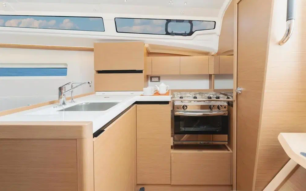 slider 6 Jeanneau sun odyssey 350