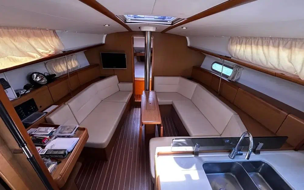 slider 10 Jeanneau Sun Odyssey 39 i