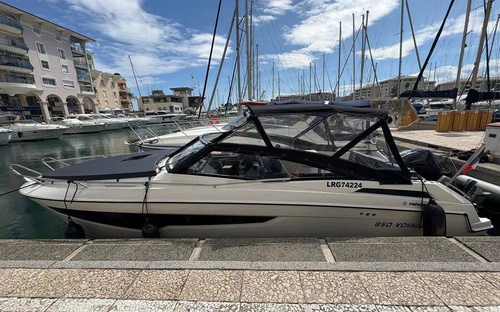slider 1 Parker Voyager 850
