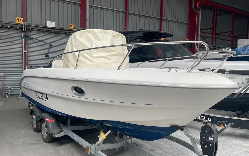 slider 1 Sessa Marine Key Largo 22 Deck