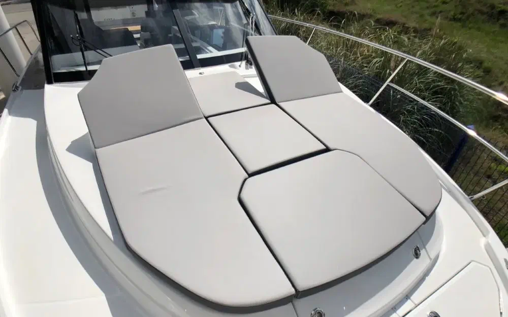 slider 4 Jeanneau Merry Fisher 1095