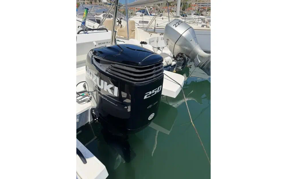 slider 10 Beneteau Flyer 8
