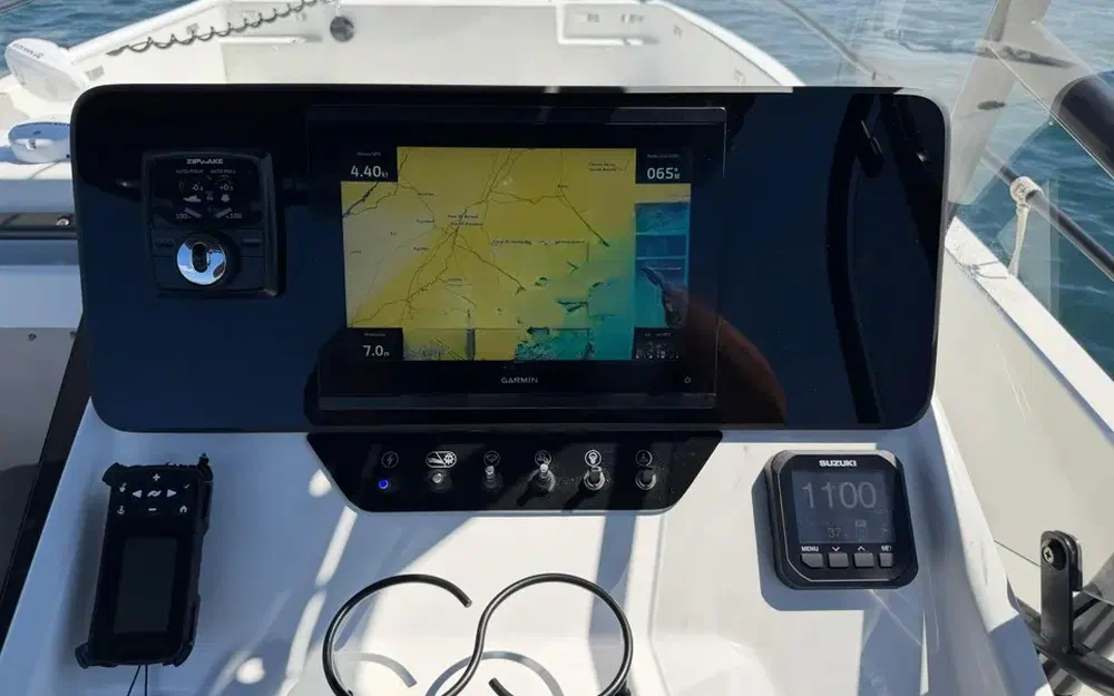 slider 13 Beneteau Flyer 8