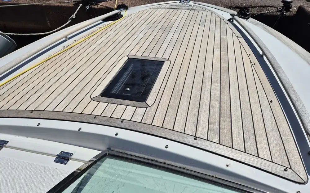slider 21 Chris Craft Corsair 28