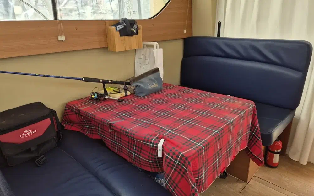 slider 37 Rodman 940