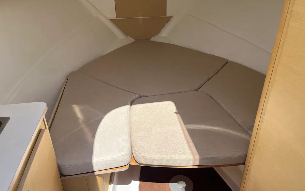 slider 10 Beneteau Flyer 750 Sundeck