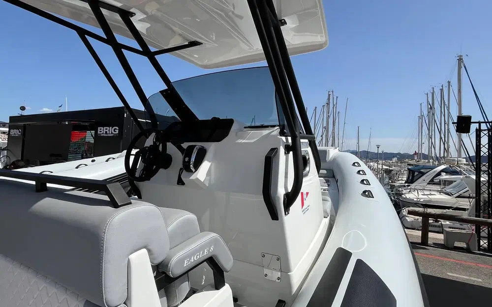 slider 2 Brig EAGLE 8 VDST SERIES