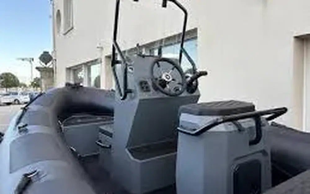 slider 3 3D Tender NIVIDIC 550