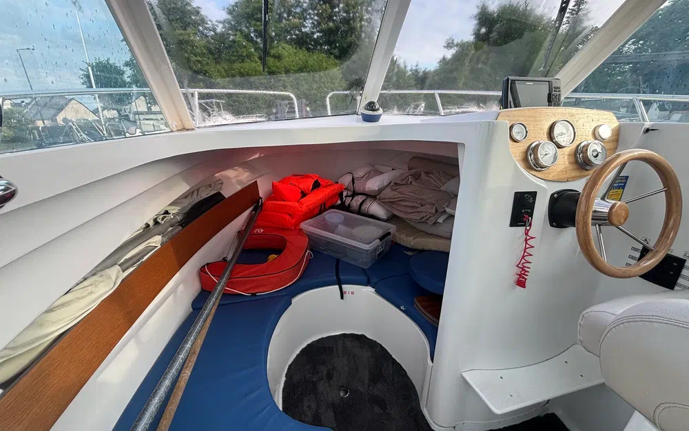 slider 3 Beneteau Antares 6.50 HB