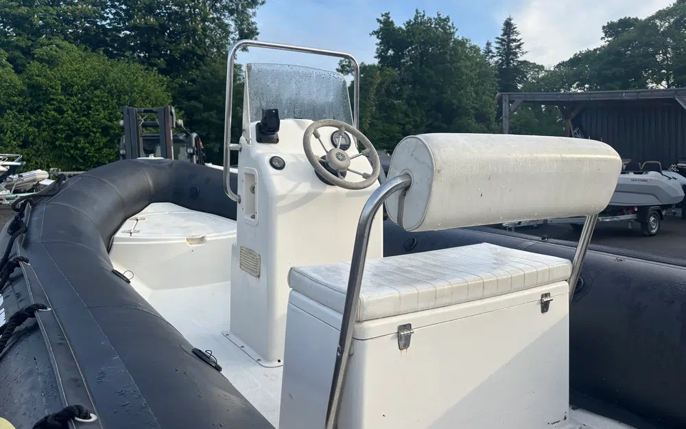 slider 7 Bombard Explorer 500