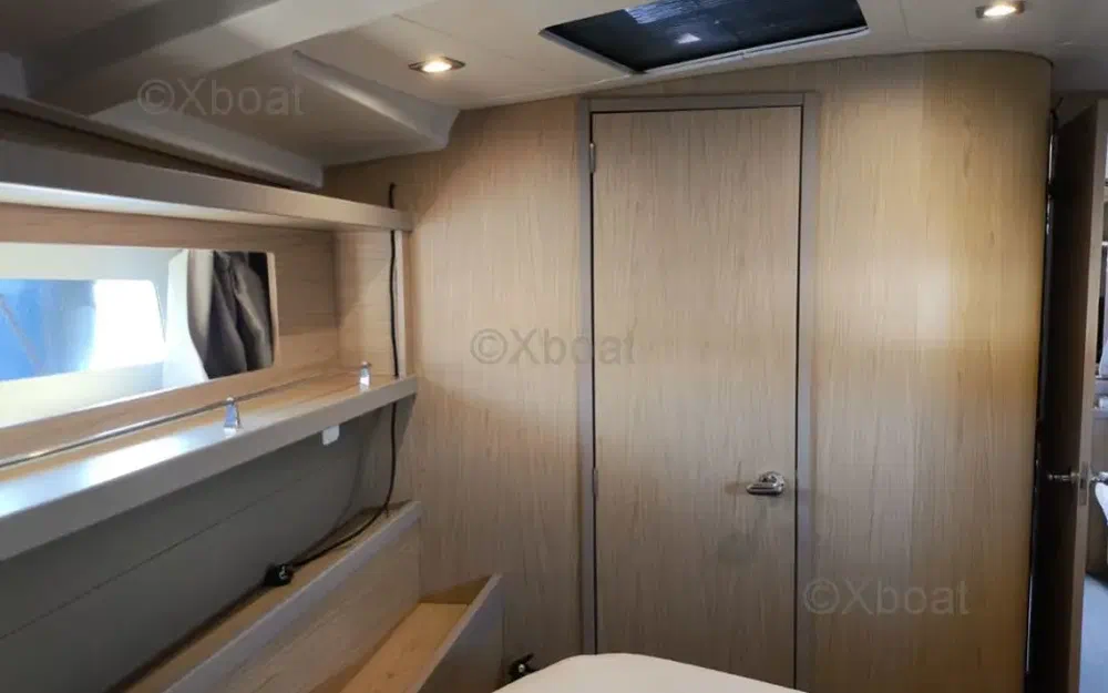 slider 10 Beneteau Oceanis 45