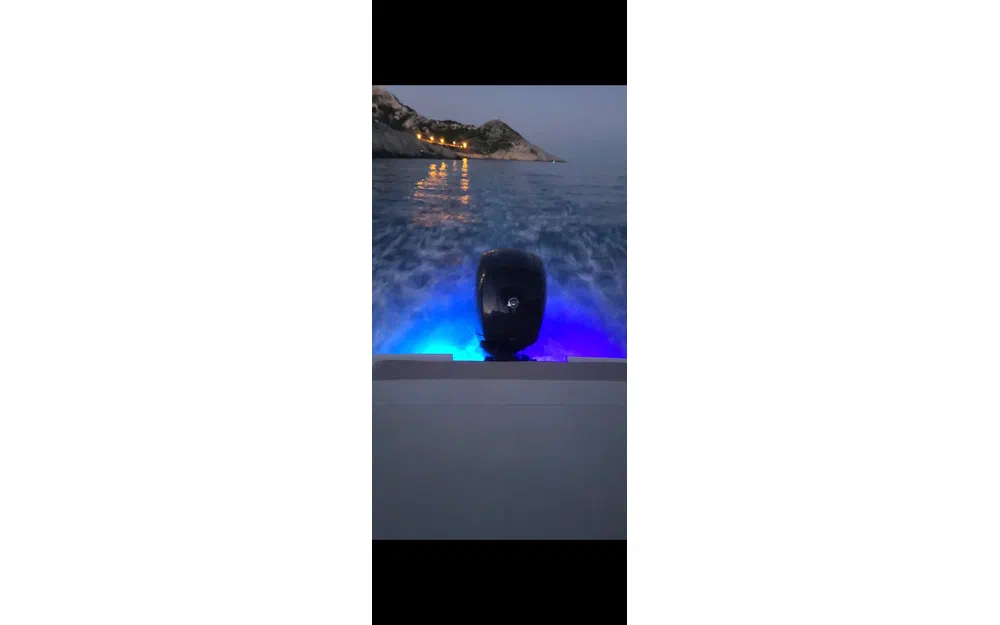 slider 14 Bayliner VR5 Cuddy