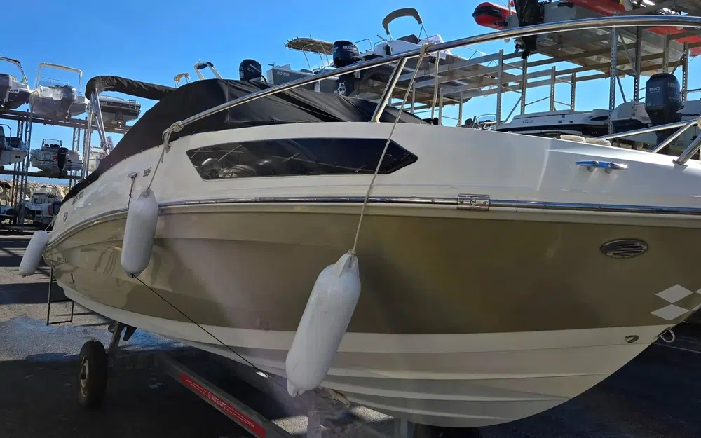 slider 6 Bayliner VR5 Cuddy