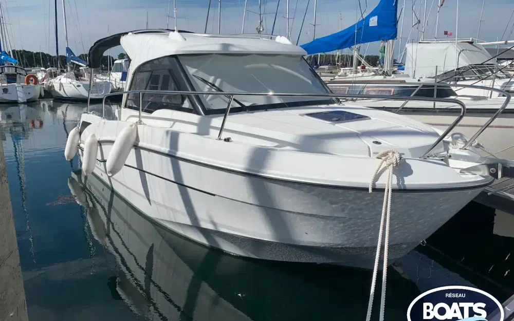 slider 0 Beneteau Antares 7