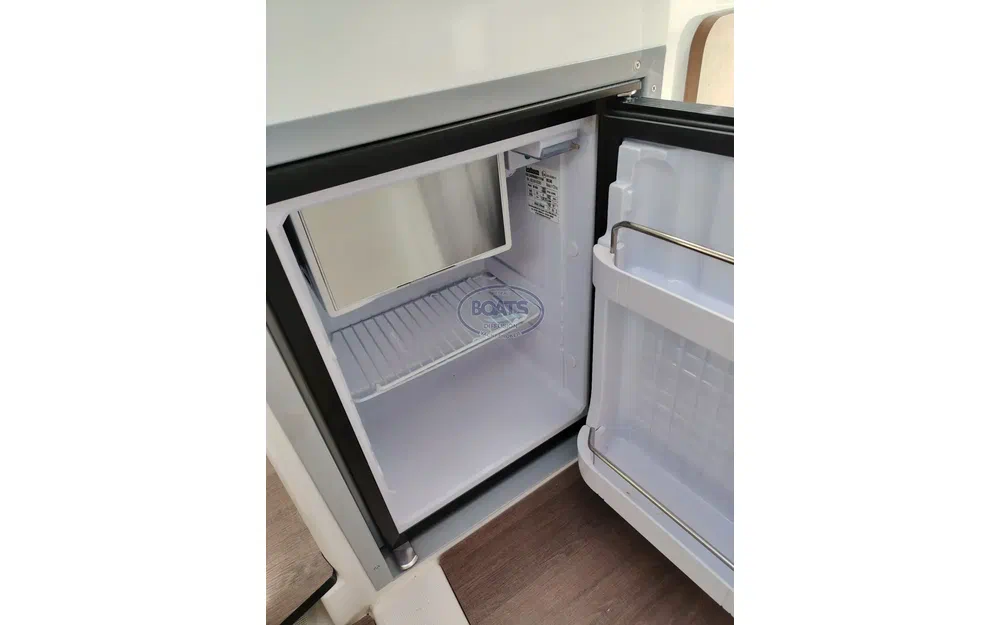 slider 7 Beneteau Antares 7