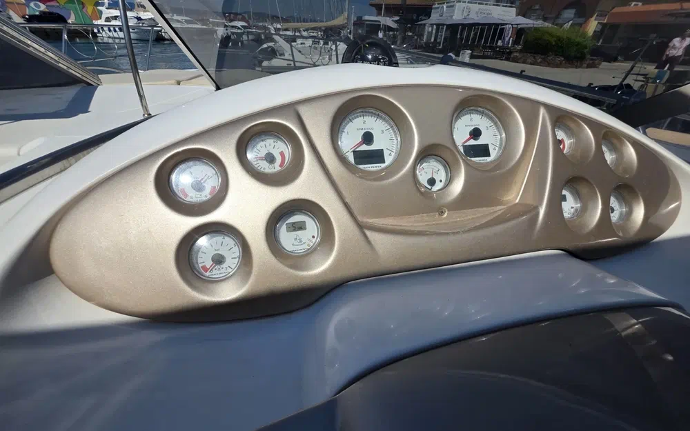 slider 4 Sessa Marine C35