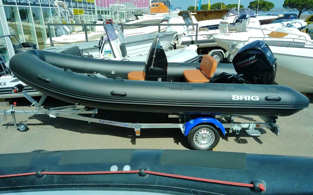 slider 4 Brig Falcon 500
