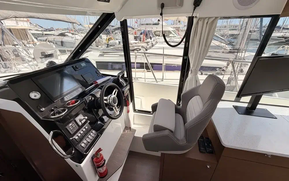slider 25 Jeanneau Merry Fisher 1095