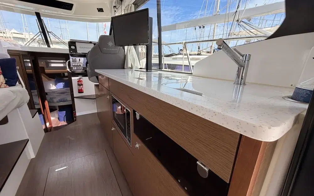 slider 30 Jeanneau Merry Fisher 1095