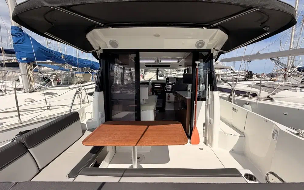slider 3 Jeanneau Merry Fisher 1095