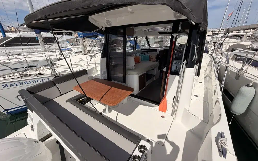 slider 4 Jeanneau Merry Fisher 1095