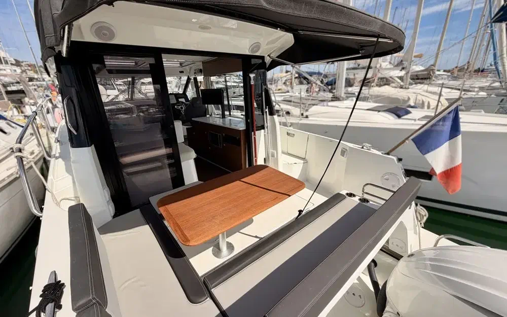 slider 5 Jeanneau Merry Fisher 1095