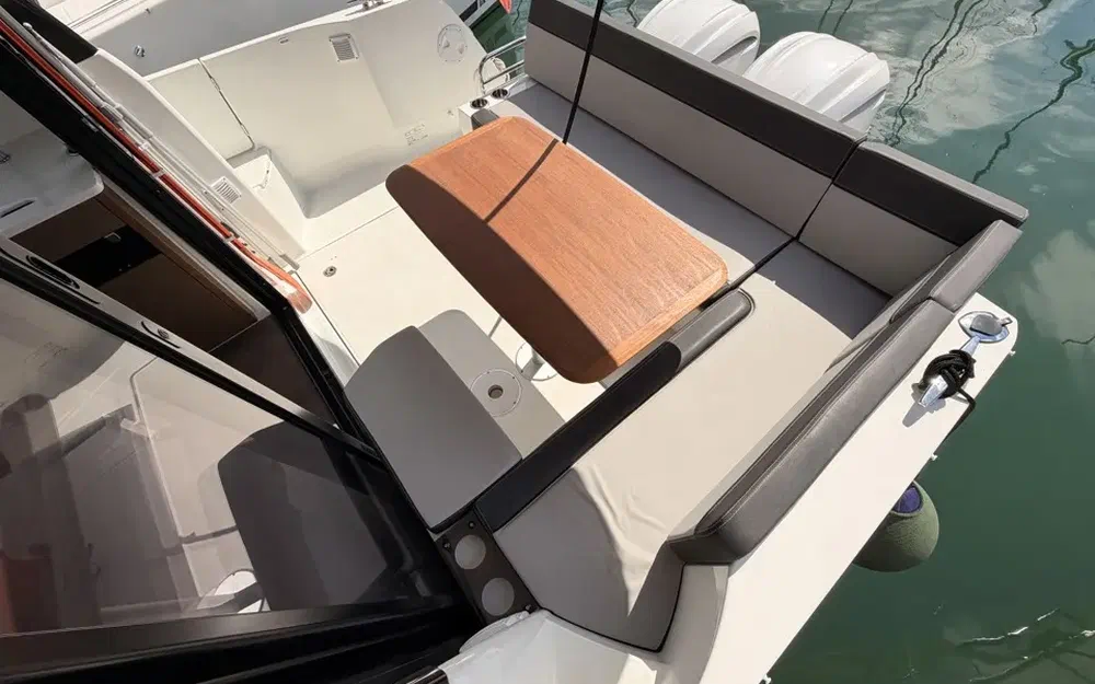 slider 6 Jeanneau Merry Fisher 1095