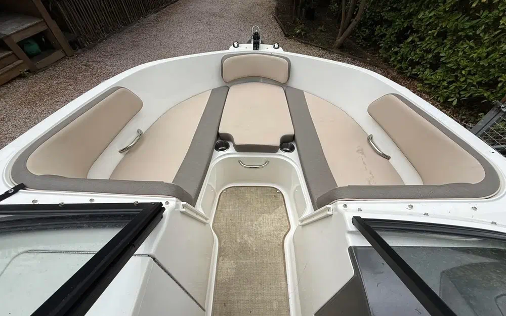 slider 11 Bayliner VR6 OB